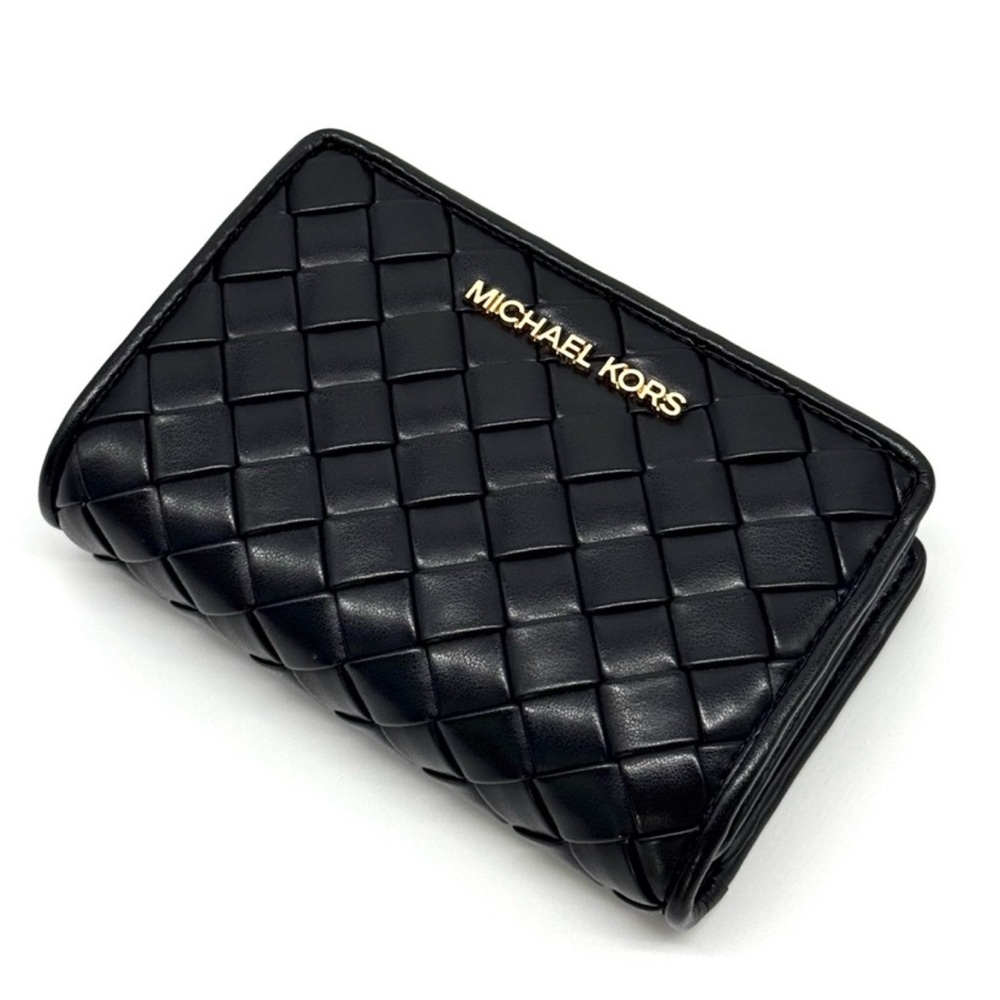 Michael Kors Medium Quilted Bifold Zip Chain Wallet Black